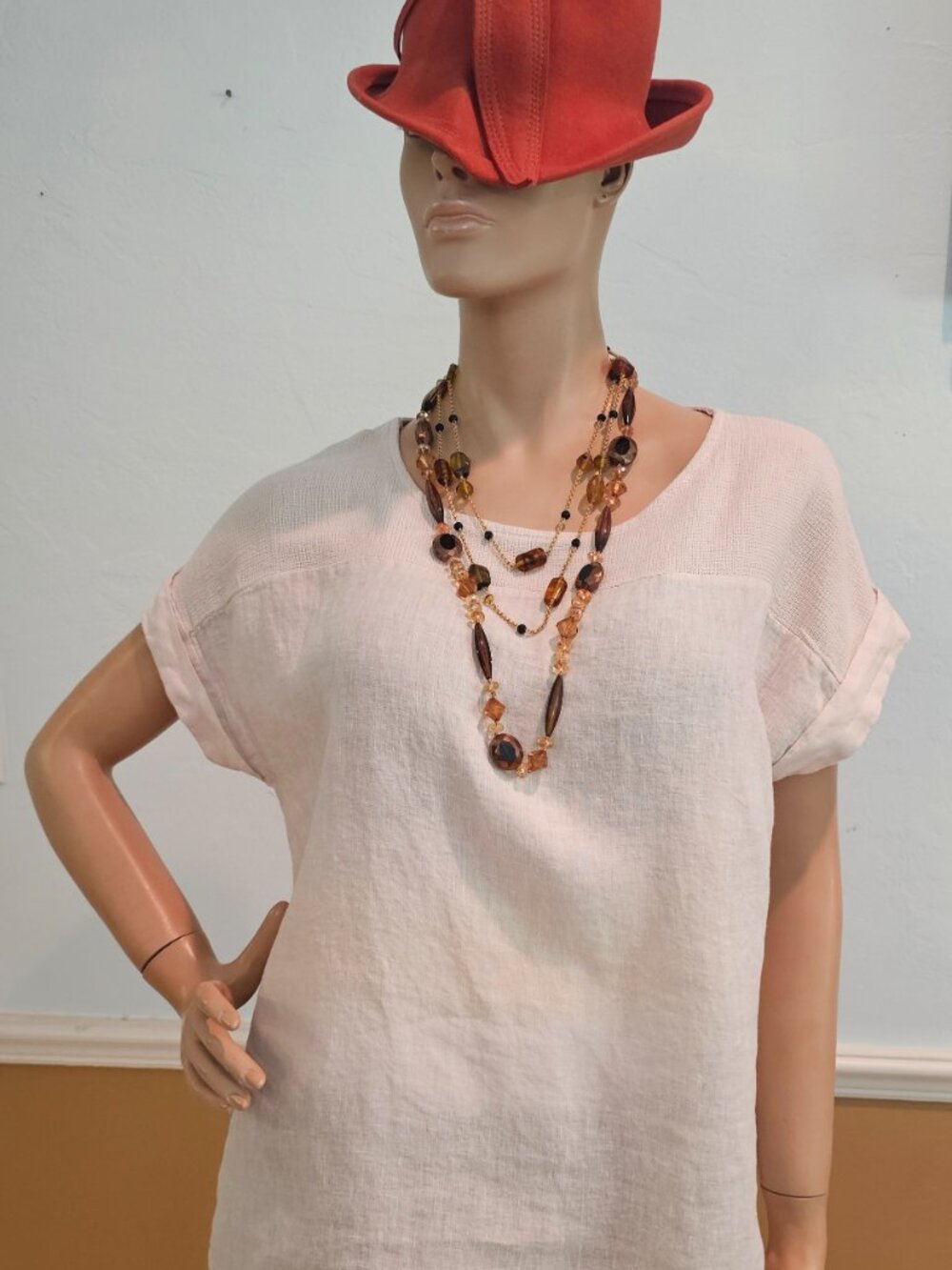 Liz Claiborne Jewelry 2 Necklaces, 1 pair Earring Gold Brown Vintage 1990s